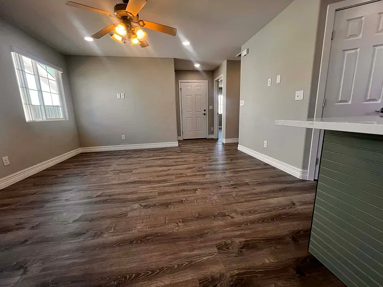 396 Riverfront Dr — Photo 99