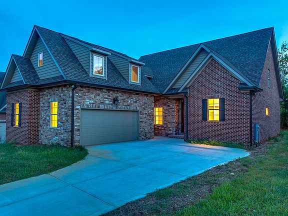 2nd image of 2425 Brooke Willow Blvd