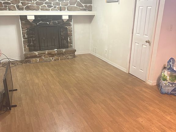 3rd image of 2849 Mars Hill St
