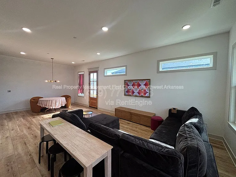 4017 W Sommerset St — Photo 5