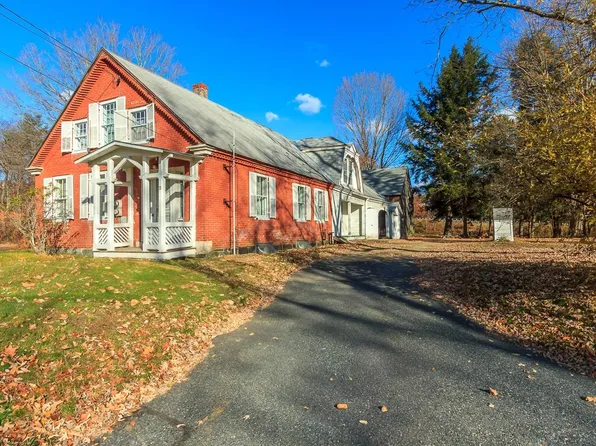 33 Giddings Street, Springfield, VT 05150