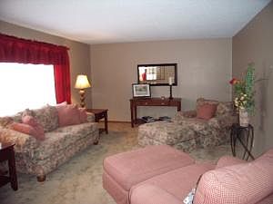 5th image of 3001 N 36th Ter