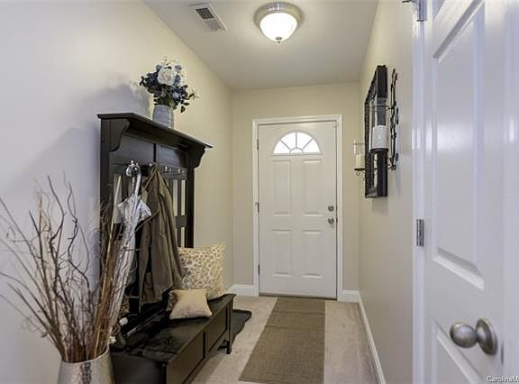 5th image of 7043 Dolphin St