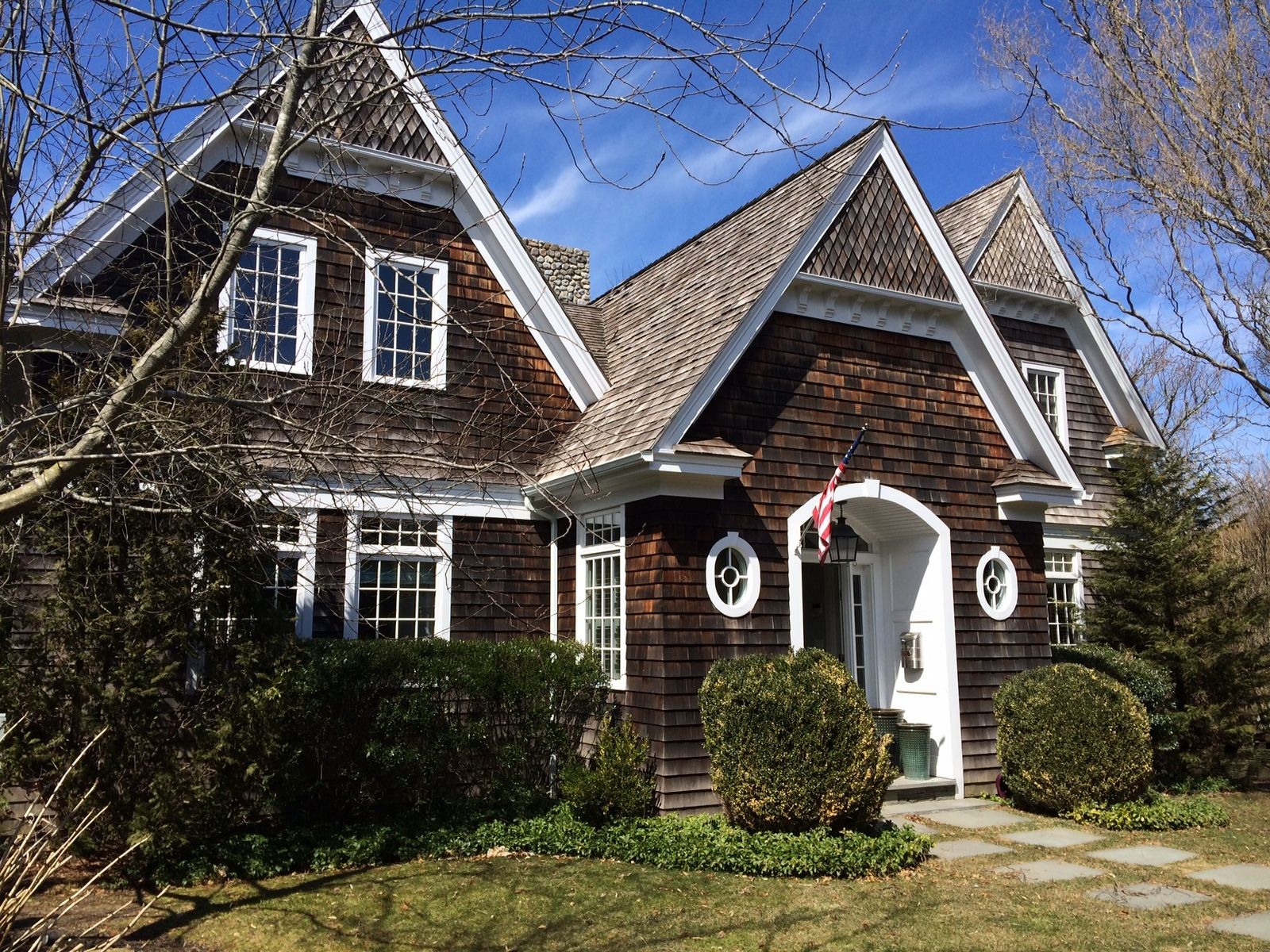 15 Barns Ln, East Hampton, NY 11937 Out East