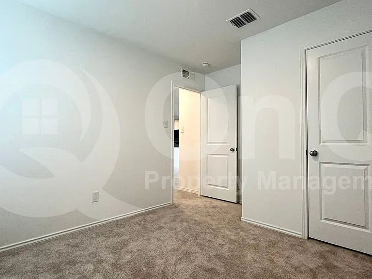 7205 Gray Wolf Ln — Photo 12