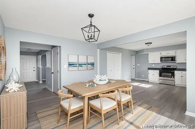 8109 Old State Road 60 — Photo 19