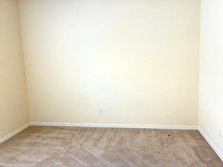 2275 Moresca Ave — Photo 22