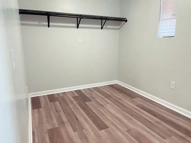 1231 Collins Hwy — Photo 11