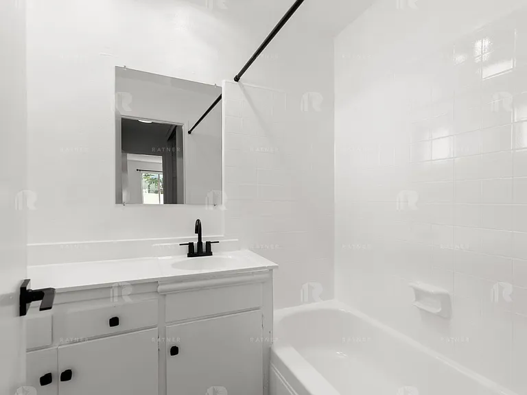 (AN/TI/YO:B) 5424 Corteen Place — Photo 10