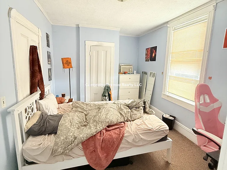 54 Pleasant St #2 — Photo 15