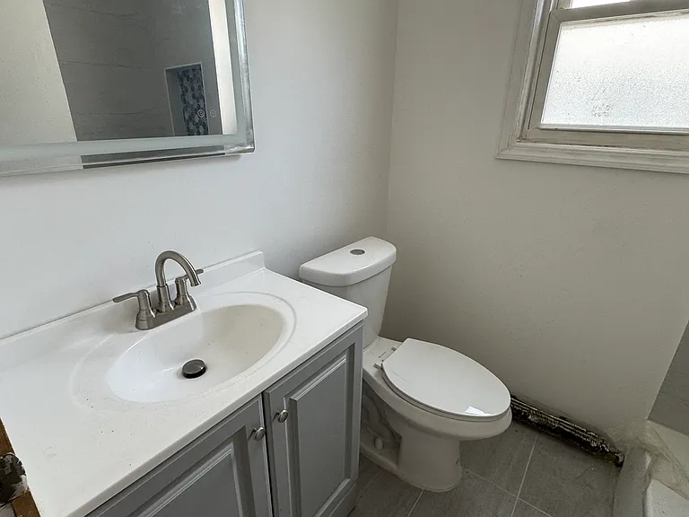 Lakewood Ter — Photo 4