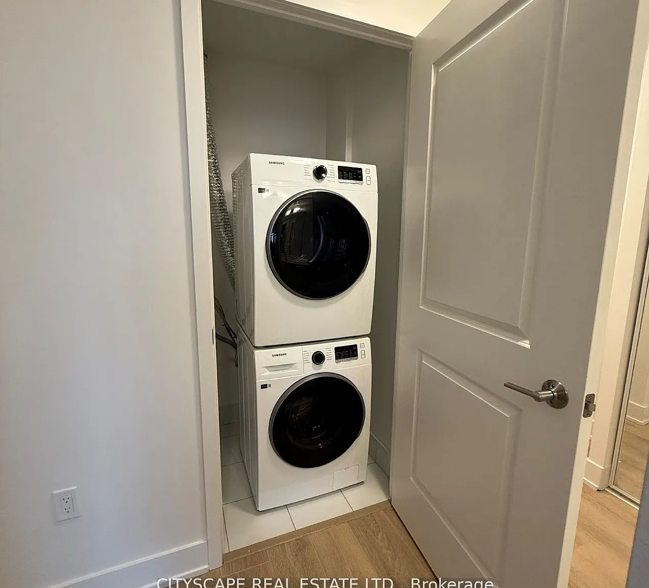 2 bed, $2,400 — Photo 4