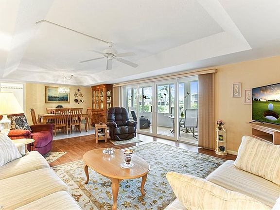 3rd image of 100 Glades Blvd APT 1