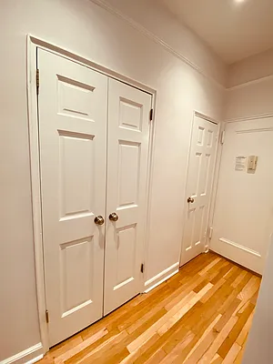 Rented by Metropolis Real Estate of Manhattan | media 15