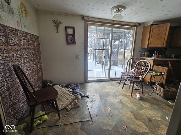 5th image of 979 S Sallust St