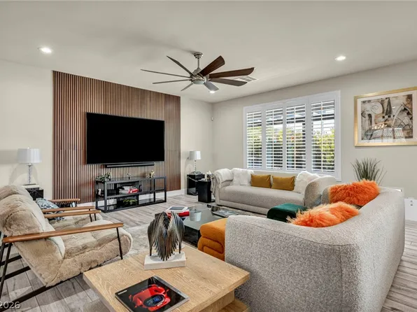 9520 Grand Pass Ct, Las Vegas, NV 89129