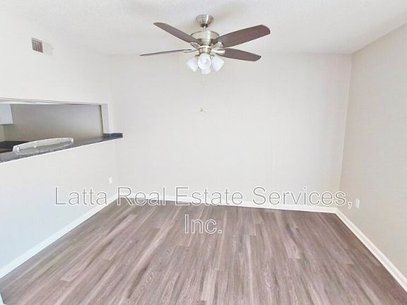 5th image of 12400-16 E 40th St S #F