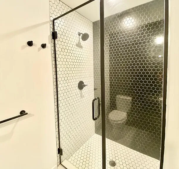 3228 W Palmer St #10 — Photo 9