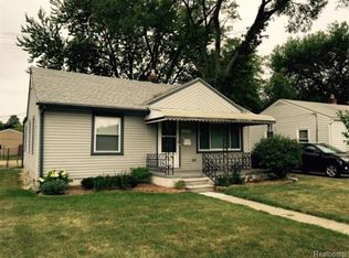 26619 La Salle St, Roseville, MI 48066