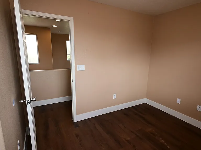 10461 Chrisman Ave — Photo 17