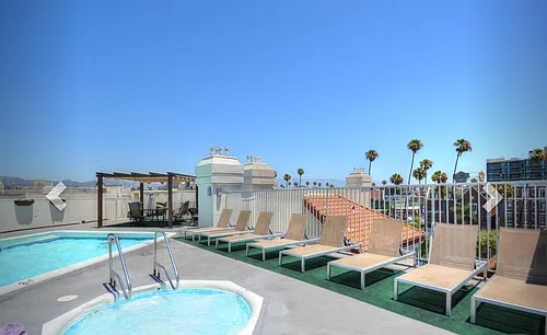 620 S Gramercy Pl #307 Photo 1