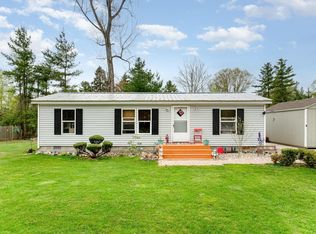 1035 3rd St, Tawas City, MI 48763