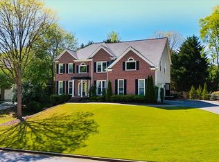 4015 Dodds Grove Ln, Alpharetta, GA 30009