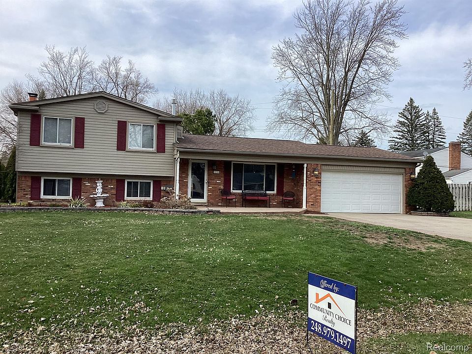 1st image of 5936 Thornaby Dr