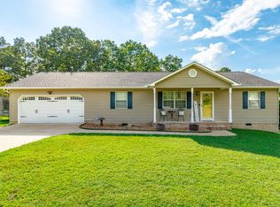 40 Harden Dr, Ringgold, GA 30736