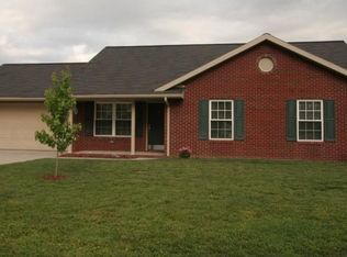 4173 Manor Dr, Jasper, IN 47546