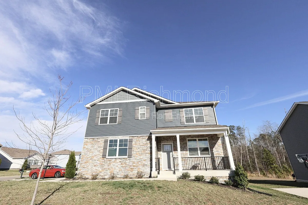 Building Photo - 7001 Batten Ct