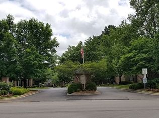 216 Inverness Dr SW, Huntsville, AL 35802