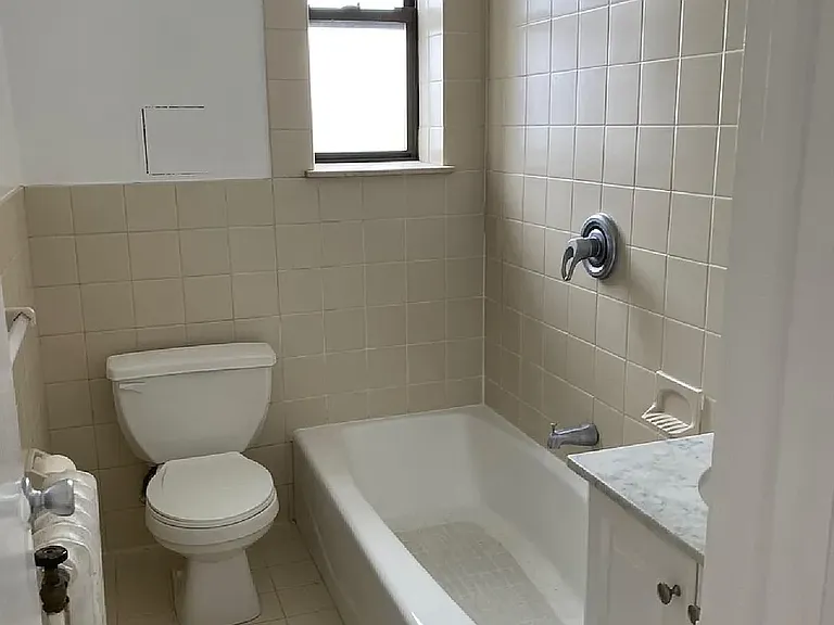 211 W 106th St #12D — Photo 7