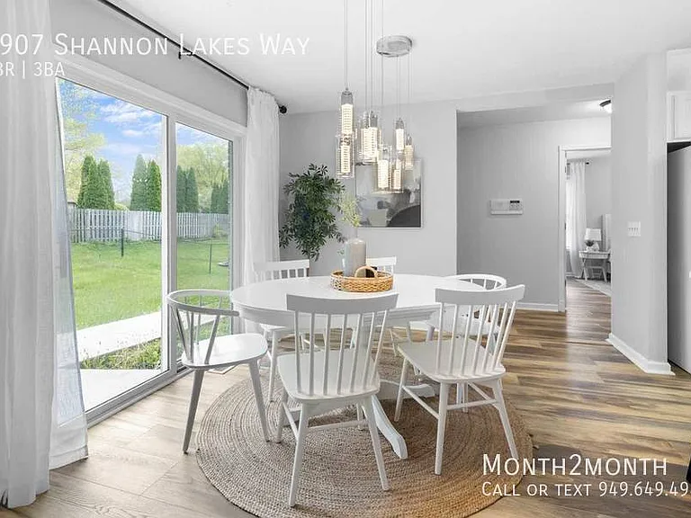 7907 Shannon Lakes Way — Photo 4