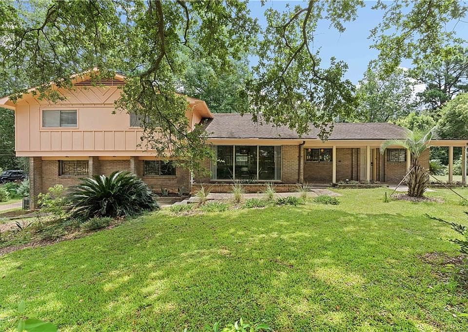 1st image of 2313 Hillwood Drive E