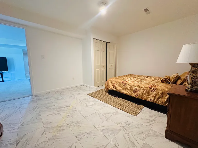 17754 Avenel Ln #BASEMENT — Photo 9