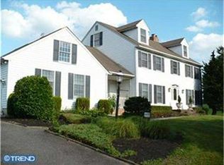 241 Barnsboro Rd, Sewell, NJ 08080