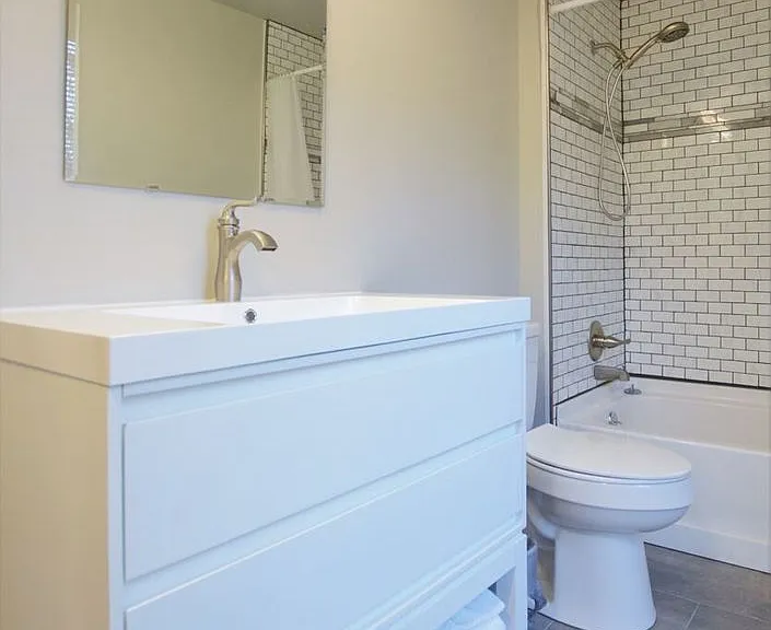 1002 N Aurora St — Photo 96