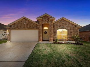 2800 Skinner Dr, Lorena, TX 76655