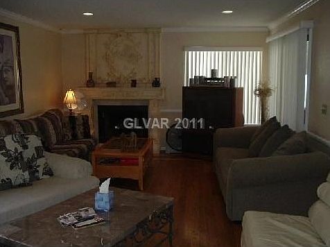 3rd image of 3212 Ventana Hills Dr