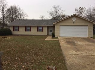 201 Sun Valley Dr, Warner Robins, GA 31093