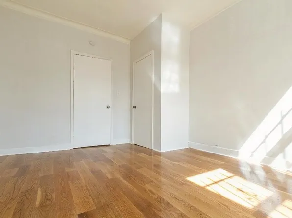 198 Myrtle Ave, Jersey City, NJ 07305