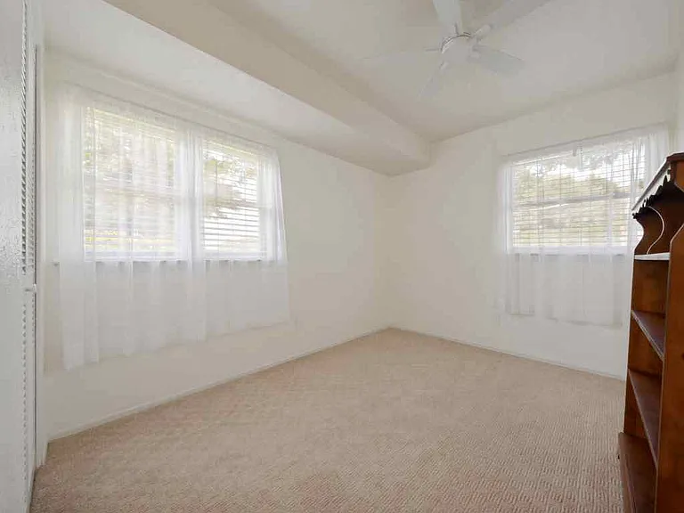 3032 Hollandale Ln — Photo 23