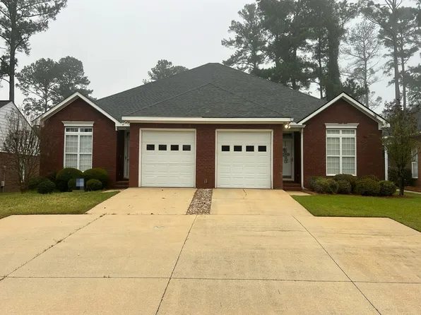 3133 Wax Myrtle Ln, Albany, GA 31721