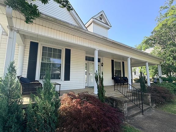 2nd image of 502 E Tombigbee St #A