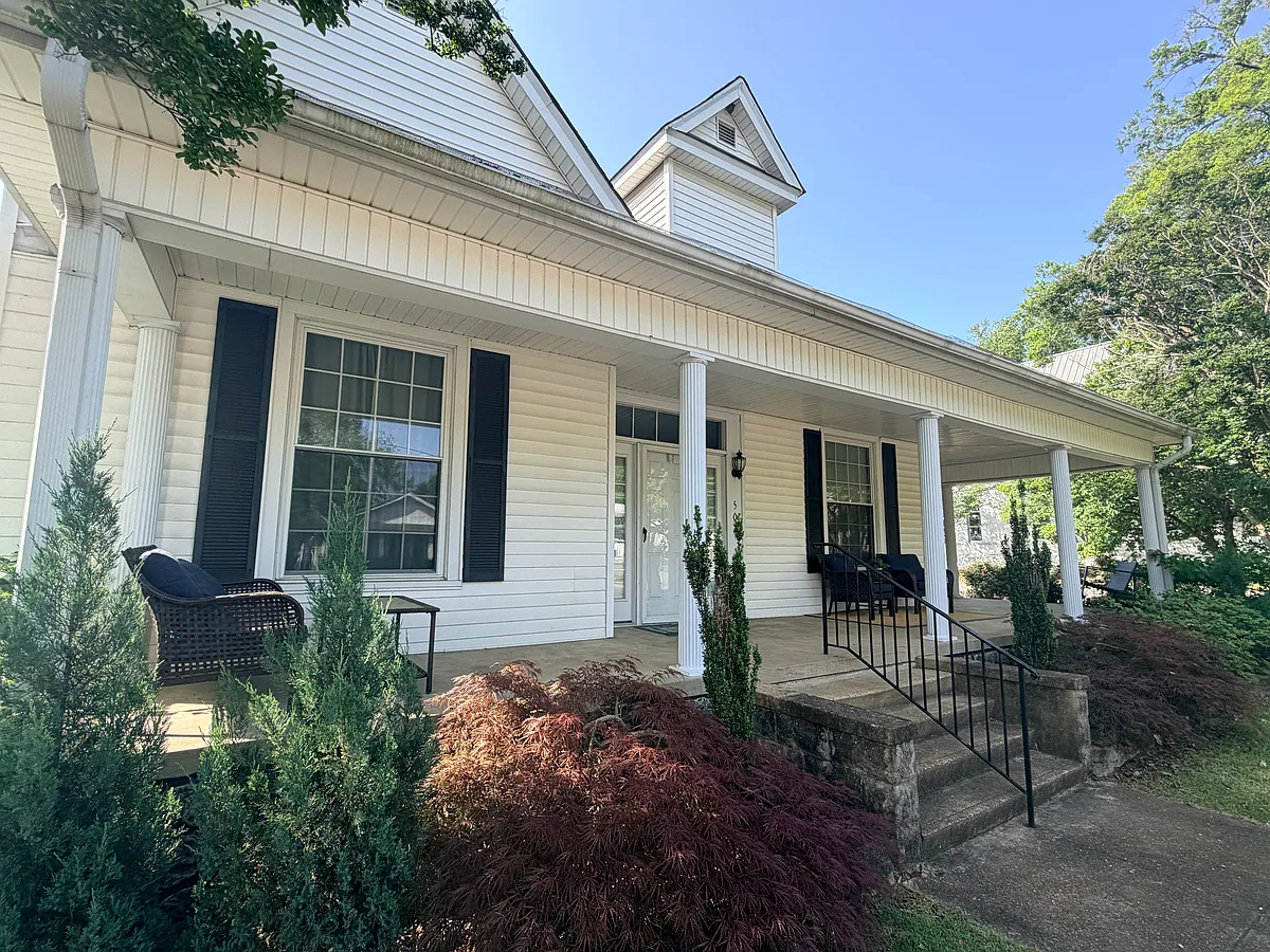 Building Photo - 502 E Tombigbee St #A