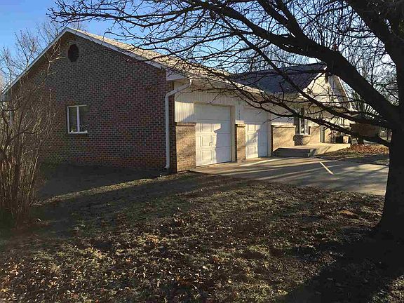 4th image of 1001 W Lasley St