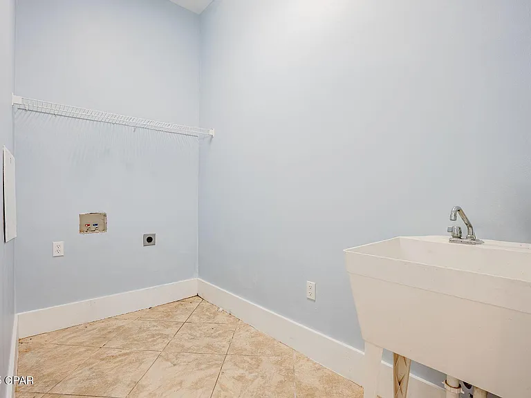 61 Madie Ln — Photo 43