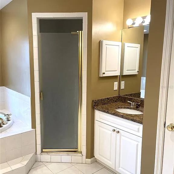 6604 Crescent Lake Dr — Photo 40