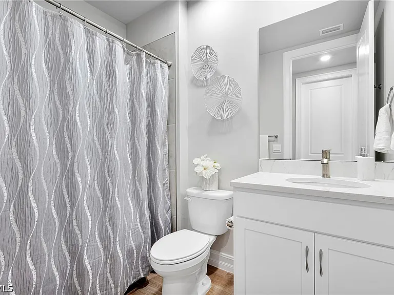 17639 Wild Iris Ln — Photo 15